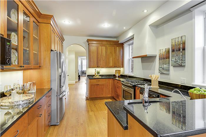 1239 E ST SE Washington DC. Capitol Hill renovated kitchen 